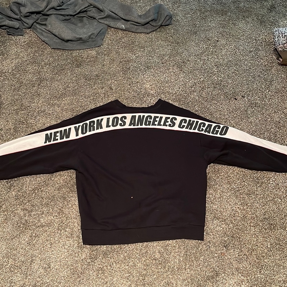 H&M crewneck